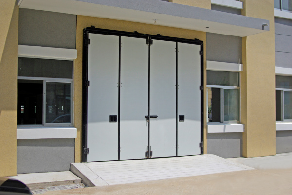 青島煙臺工業折疊門